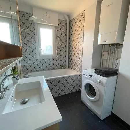 Cinéma&disney Avec Balcon&parking En Hyper Centre